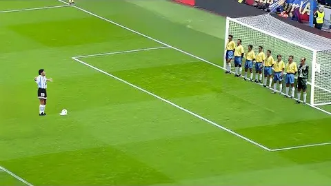 萨卡有望重返阵型，与本-怀特同守右路，廷贝尔或加盟左翼防线